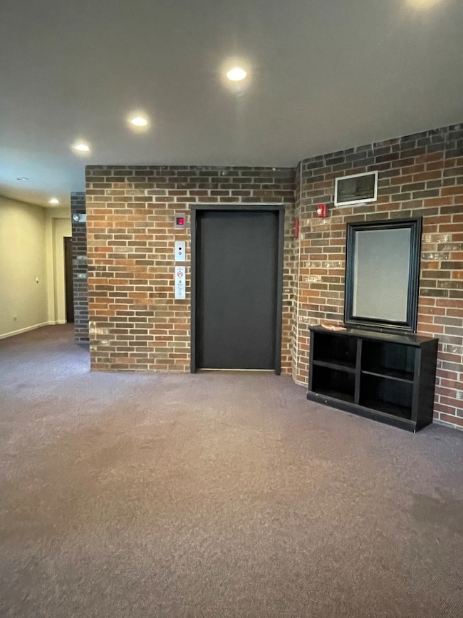 1018 Castilian Ct unit A205, Glenview, IL 60025 - photo 2