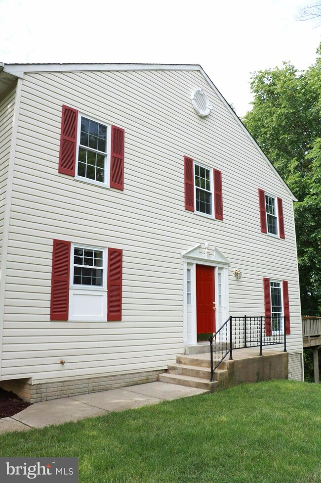 9446 Fens Hollow, Laurel, MD 20723 - photo 2