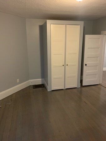 521 Park St unit 1, Dorchester Center, MA 02124 - photo 5