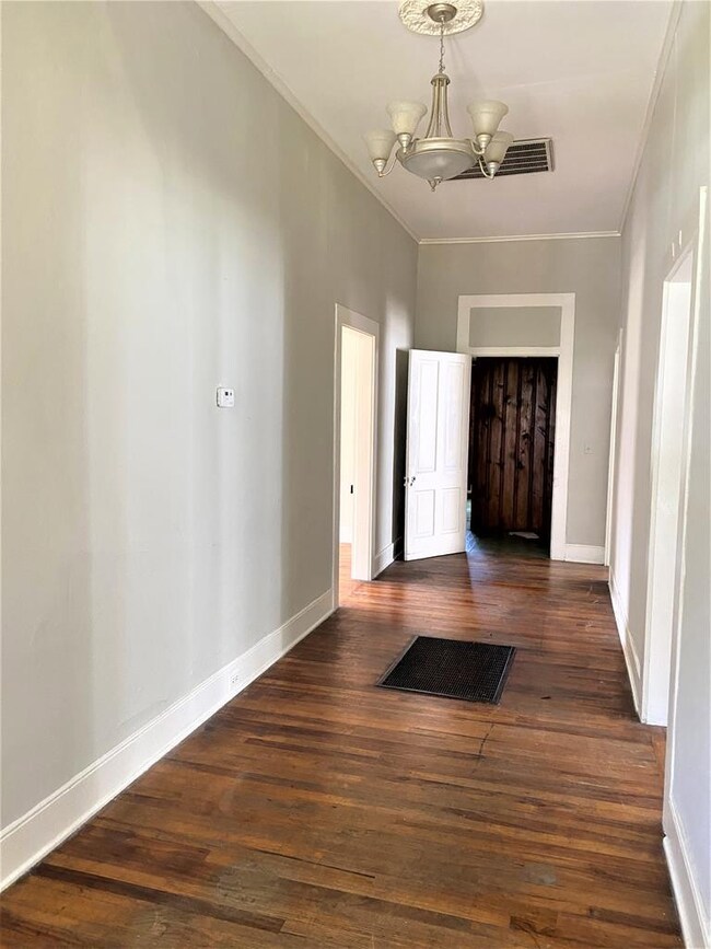 710 State St, Natchez, MS 39120 - photo 6