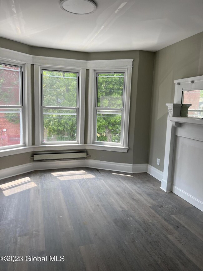 337 2nd St, Albany, NY 12206 - photo 2