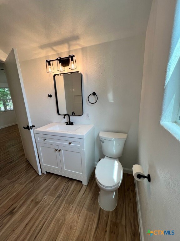 825 Martin Luther King Dr, San Marcos, TX 78666 - photo 4