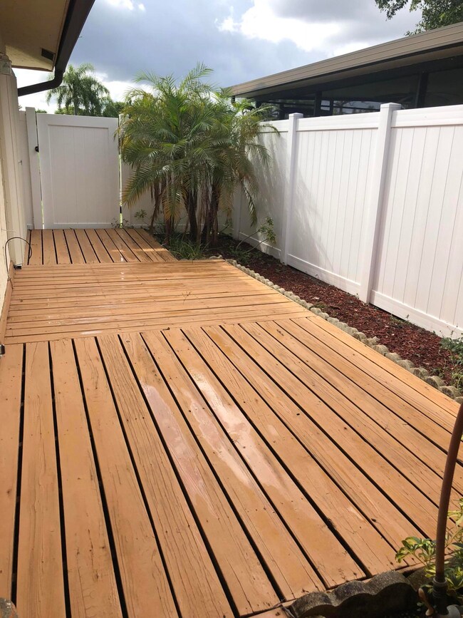 4890 Luqui Ct unit 21A, West Palm Beach, FL 33415 - photo 3