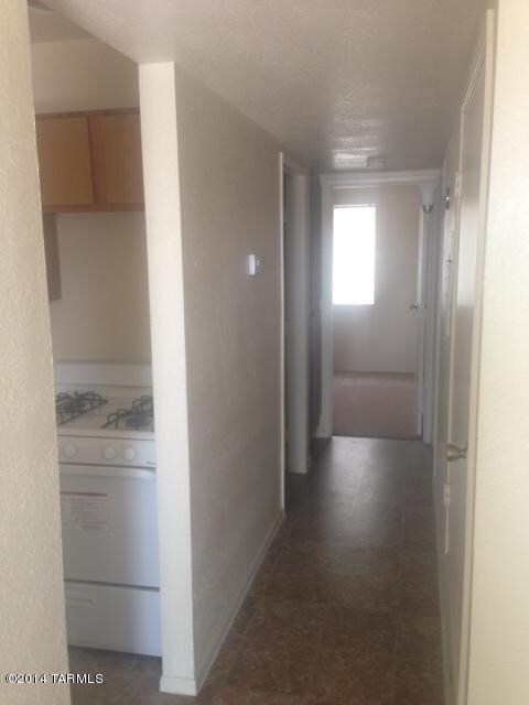 1233 E Halcyon Rd unit 2, Tucson, AZ 85719 - photo 3