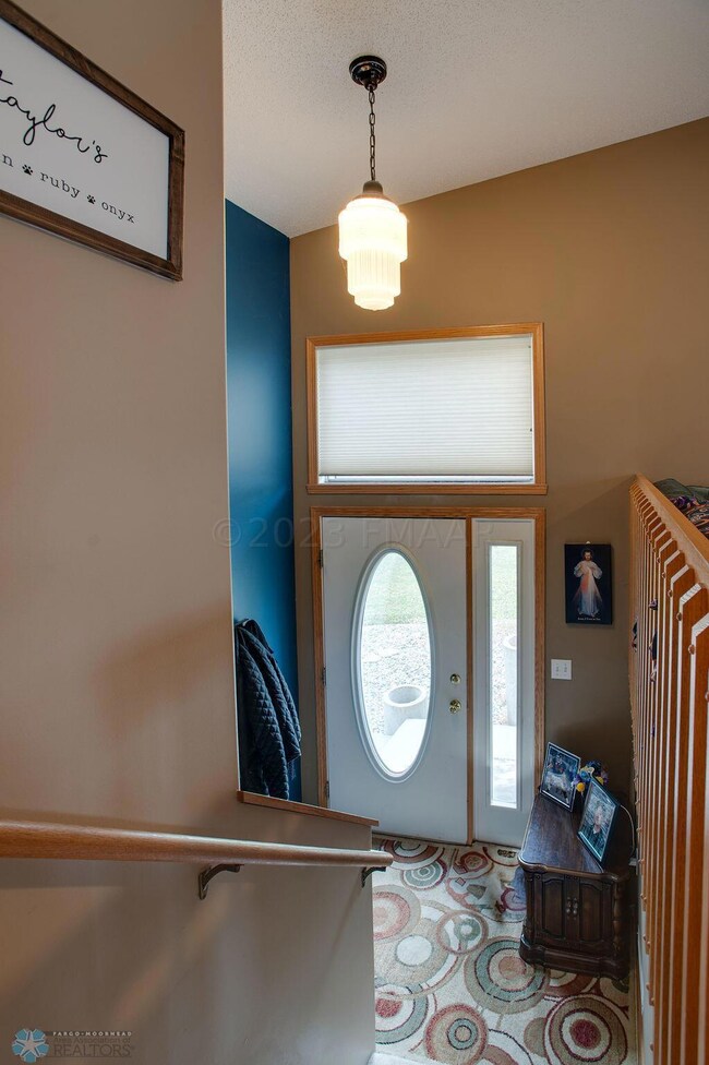 1538_SUNTREE_DR-1