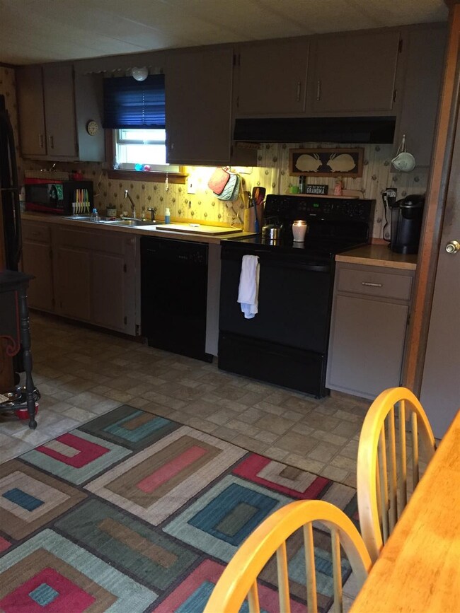 6 Village Dr, West Brattleboro, VT 05301 - photo 5