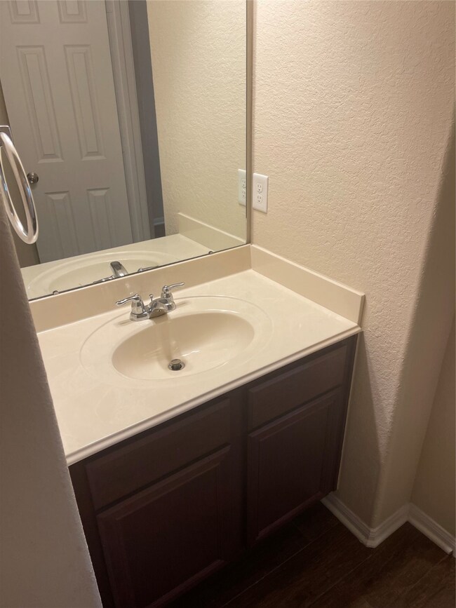 3023 Currier Ct, Rosenberg, TX 77471 - photo 5