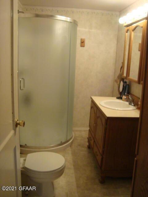 main floor bath