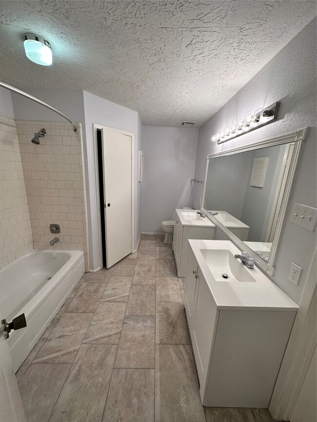 6623 Greenyard Dr, Houston, TX 77086 - photo 2