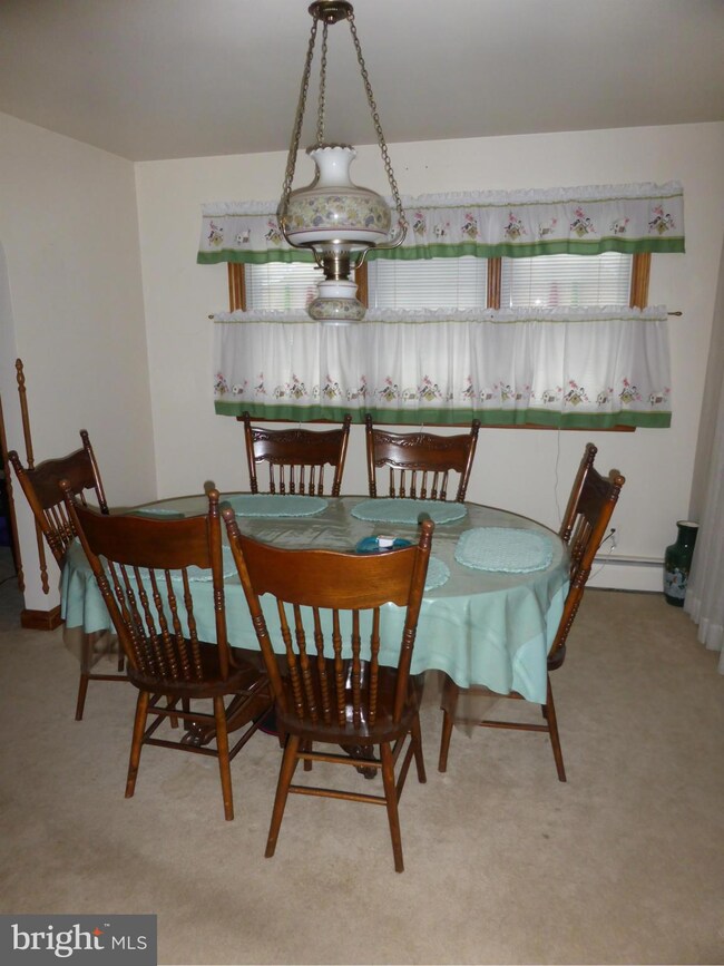 820 Dorsey Ave, Essex, MD 21221 - photo 3