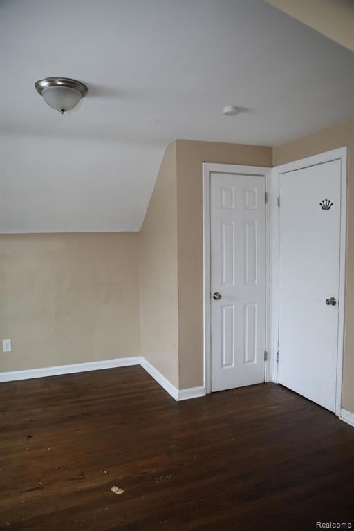 20259 Bradford St, Detroit, MI 48205 - photo 2