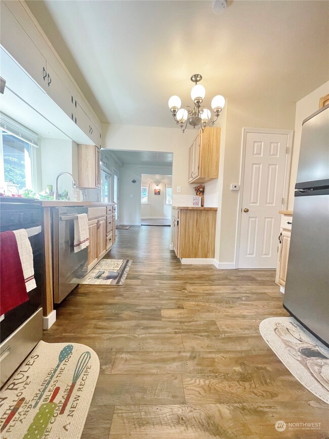 7906 Cirque Dr W, University Place, WA 98467 - photo 5