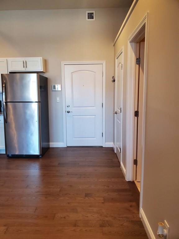 1 Main St unit 209, Peabody, MA 01960 - photo 4