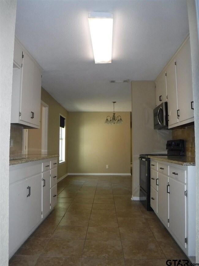 3424 3424 Duncan, Kilgore, TX 75662 - photo 5