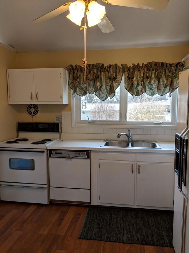 377 Jefferson Rd, Newark, OH 43055 - photo 7