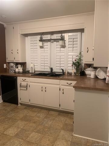 117 1st Ave, Statesville, NC 28677 - photo 5