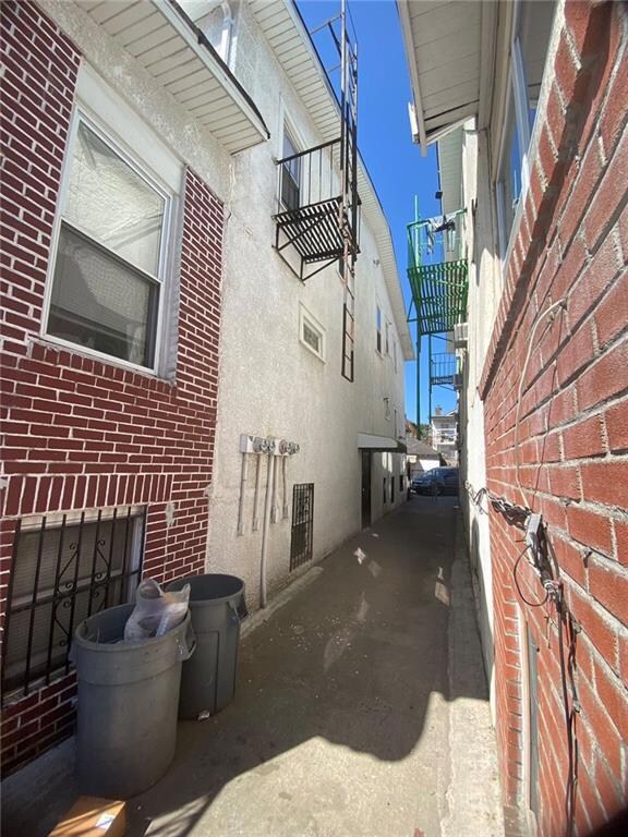 3042 Brighton 5th St, Brooklyn, NY 11235 - photo 4