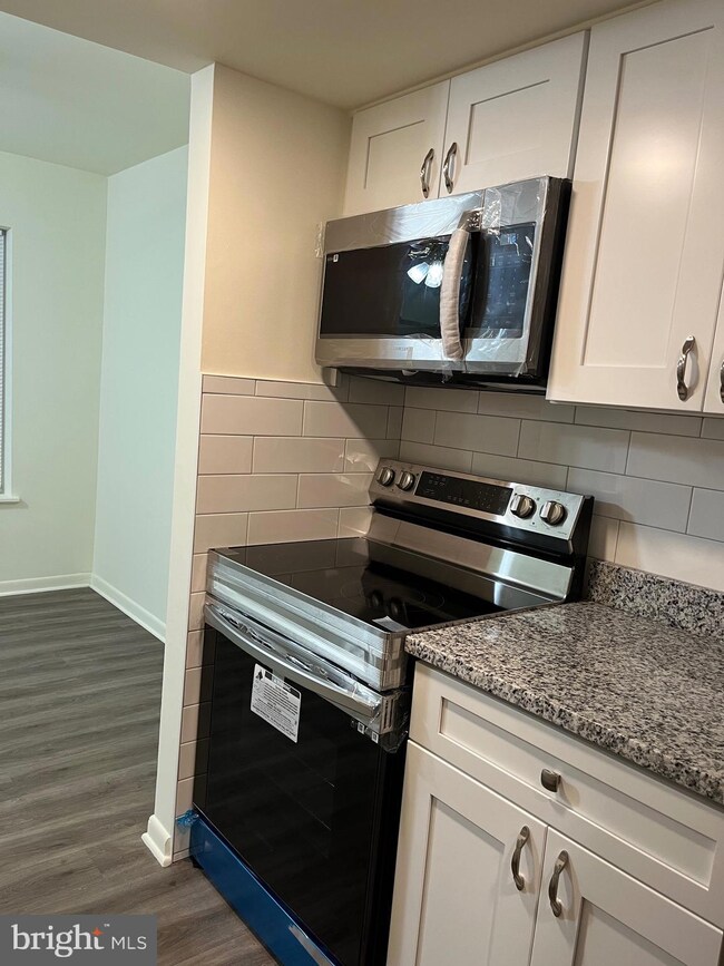 9107 Bronze Bell Cir, Columbia, MD 21045 - photo 6