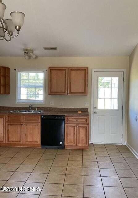 106 Laib Ln unit 1, Sneads Ferry, NC 28460 - photo 4