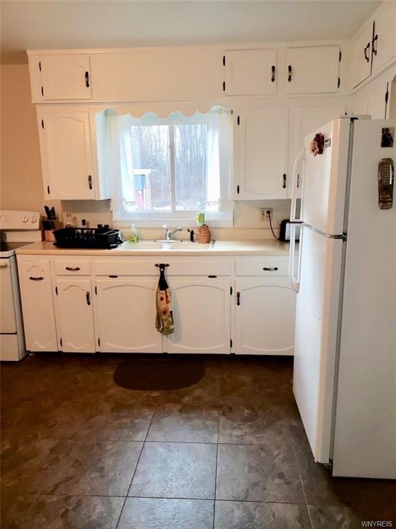 2794 Stenzel Ave, North Tonawanda, NY 14120 - photo 6