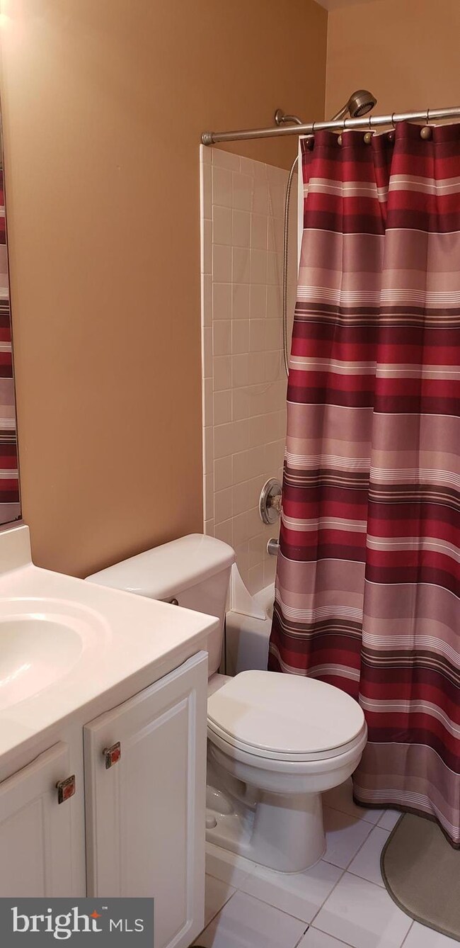 13515 Bannacker Place, Herndon, VA 20171 - photo 7