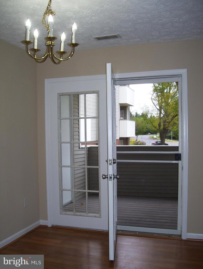 2137 Wainwright Ct unit 1D, Frederick, MD 21702 - photo 7