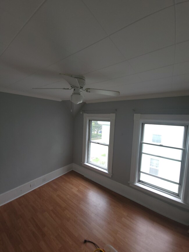 721 Belmont St unit 2, Manchester, NH 03104 - photo 6
