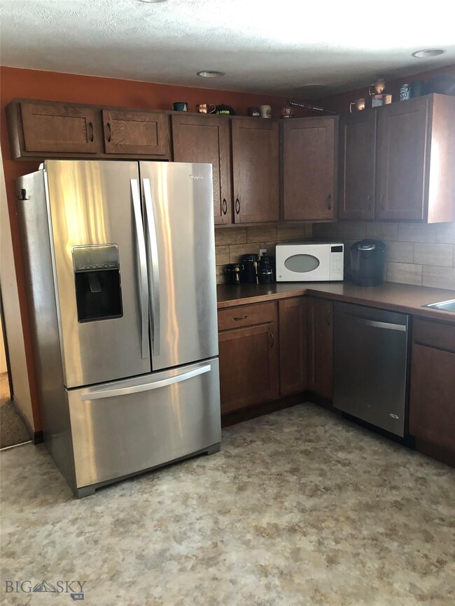 3211 Wharton St, Butte, MT 59701 - photo 4