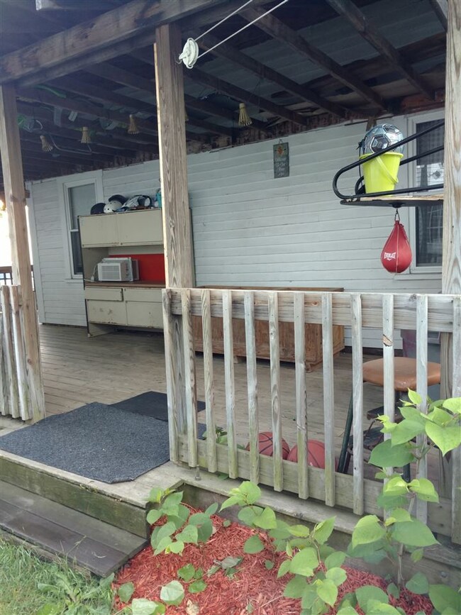 216 Meadow St, Sanbornville, NH 03872 - photo 7