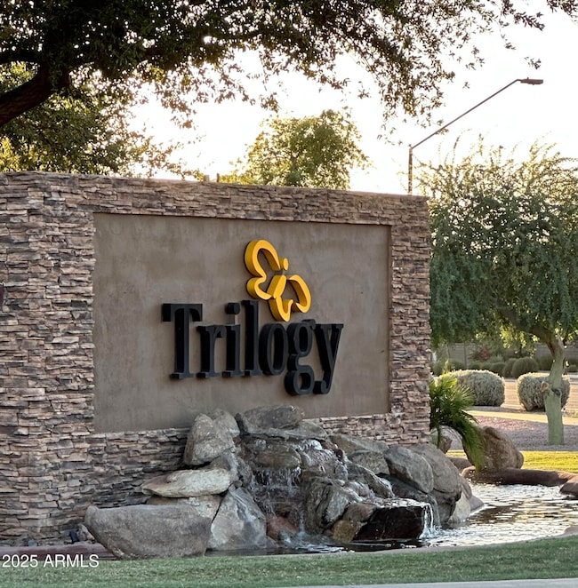 4633 E Peartree Ln, Gilbert, AZ 85298 - photo 2