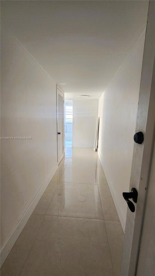 Plaza Del Prado Condominium unit 1705, Aventura, FL 33160 - photo 5
