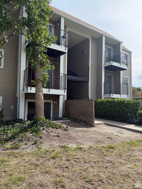 4611 S Quail Vista Cove unit C, Salt Lake City, UT 84117 - photo 2