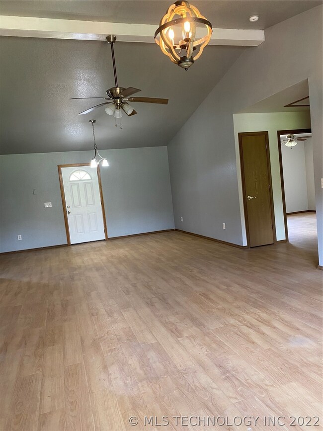 4223 W Twin Oaks Rd, Caney, OK 74533 - photo 3