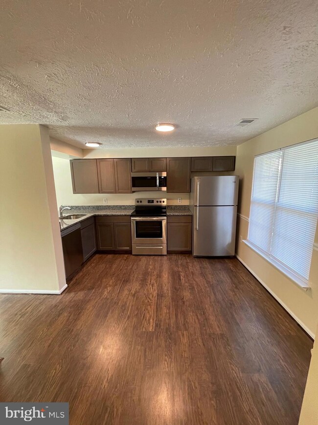 7105 Branchwood Place, Clinton, MD 20735 - photo 5