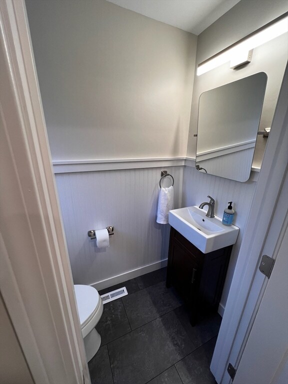 1 W Belcher Rd unit B, Foxboro, MA 02035 - photo 4