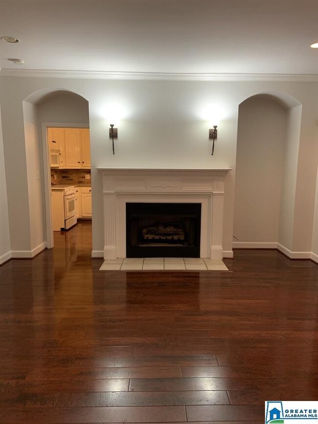 208 Lakepoint Dr, Gadsden, AL 35901 - photo 5