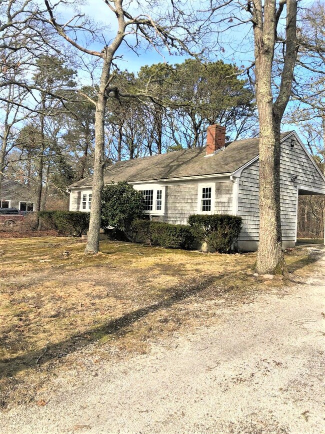 28 Newfield Ln, Yarmouth Port, MA 02675 - photo 2