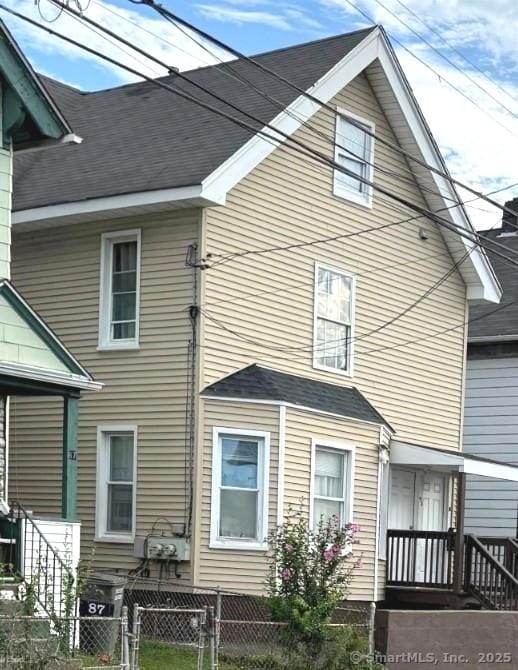 93 Clifford St, Bridgeport, CT 06607 - photo 2