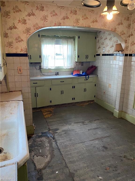 1130 Concord Ave SW, Canton, OH 44710 - photo 2