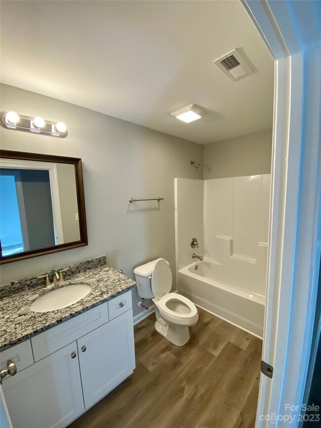 *PHOTOS ARE REPRESENTATIVE OF BUILD**