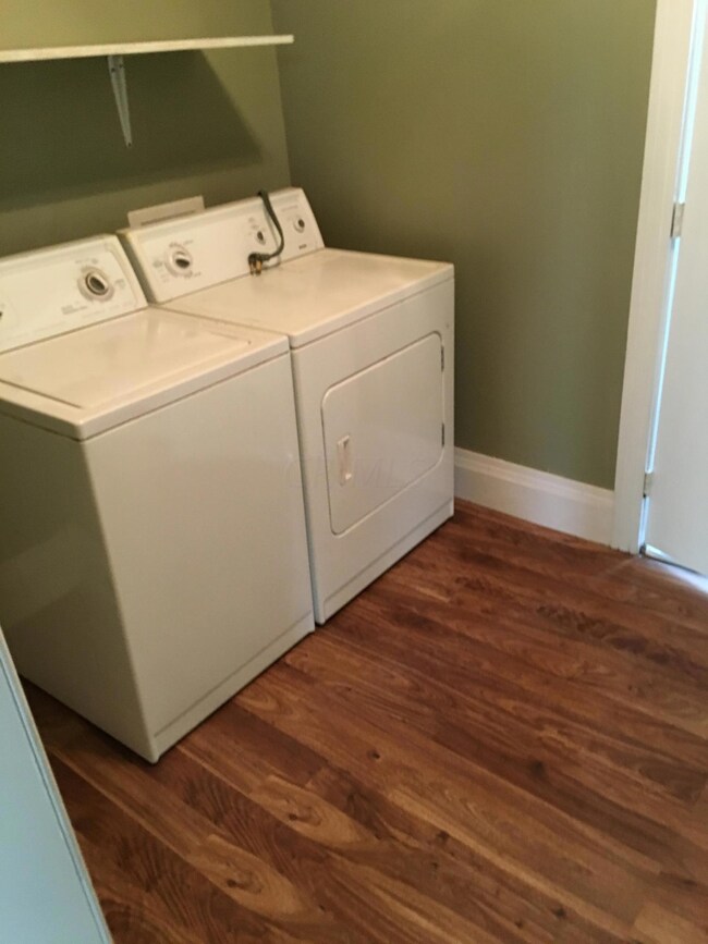 1st floor laundry