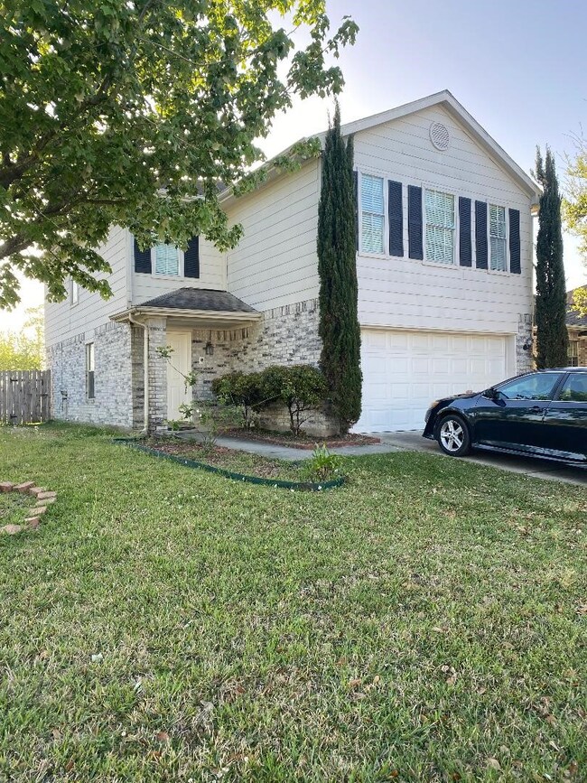 9850 Phil Halstead Dr, Houston, TX 77086 - photo 2