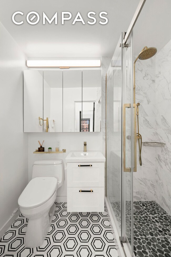 Lincoln Towers unit 11P, New York, NY 10023 - photo 6