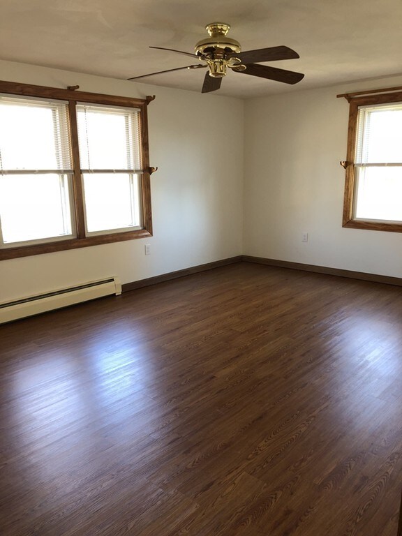 24 Neptune Cir unit 2, Boston, MA 02128 - photo 4