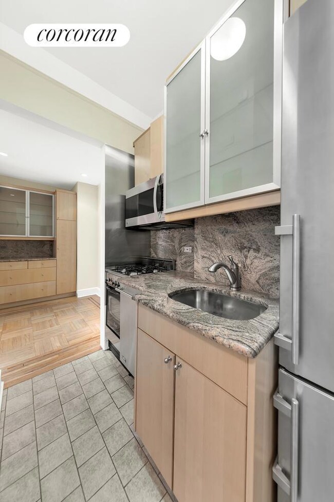 590 W End Ave unit 11G, New York, NY 10024 - photo 5