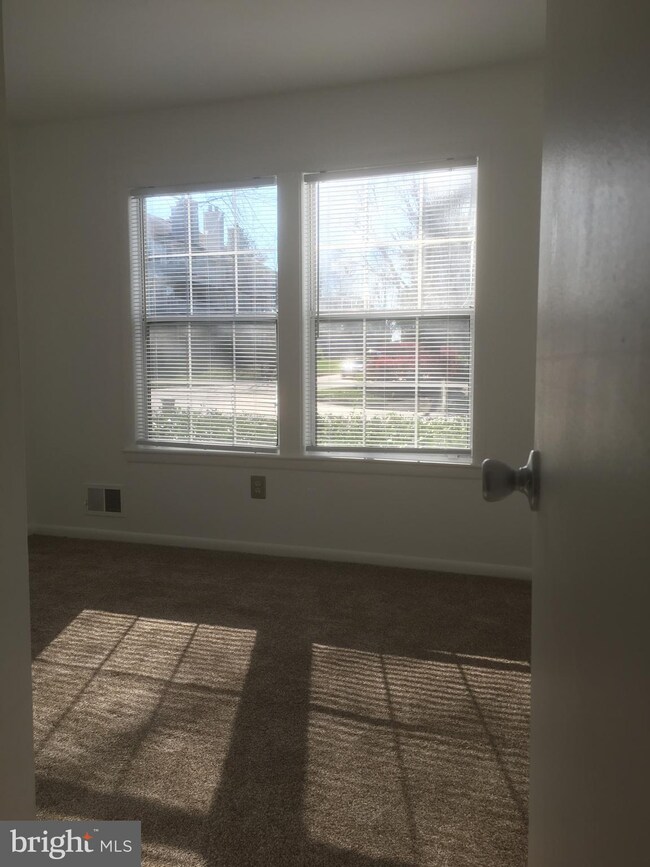 121 Rainier Ct unit 2, Princeton, NJ 08540 - photo 5