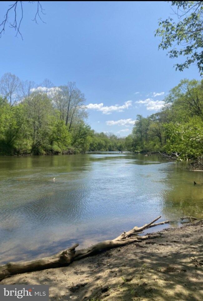 1241 Dogleg Dr, Locust Grove, VA 22508 - photo 5