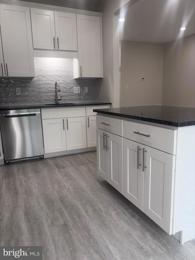 5 Chapel Hill Rd, Mount Laurel, NJ 08054 - photo 6