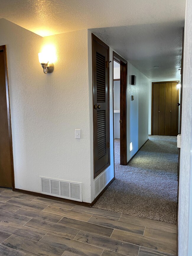 1835 Tom Bolt Dr, El Paso, TX 79936 - photo 5