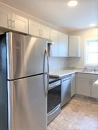 261 Pulaski Blvd unit 5, Bellingham, MA 02019 - photo 2